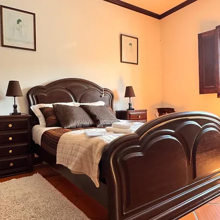 Vagos Guest House בית אירוח ואגוס