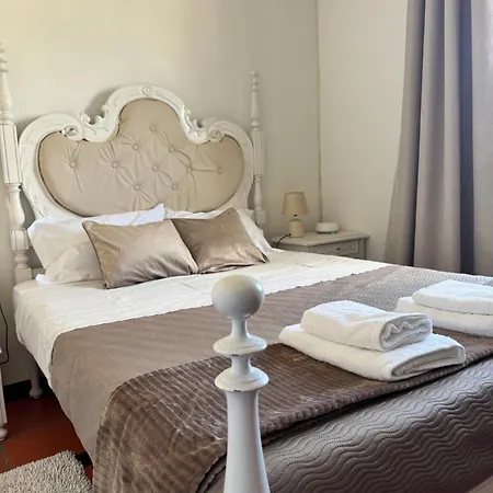 Vagos Guest House Alloggio in famiglia *