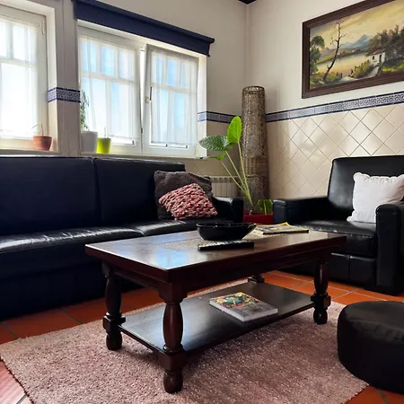 Vagos Guest House בית אירוח ואגוס