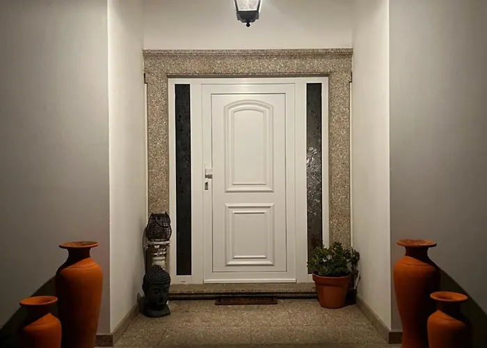 Vagos Guest House *